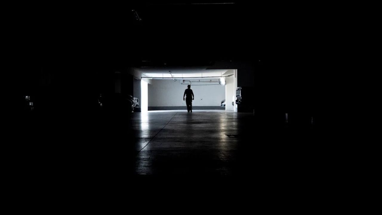 Miles de personas se quedaron sin energía eléctriga tras un mega apagón