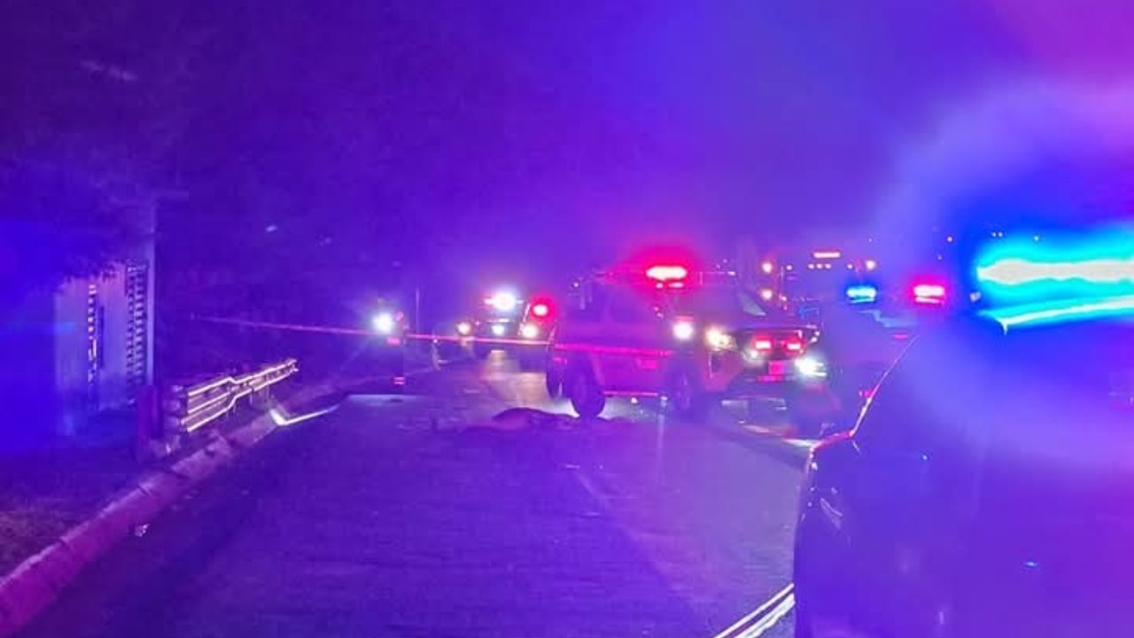 Atacan a tiros a una familia en la autopista México - Cuernavaca; una mujer murió.