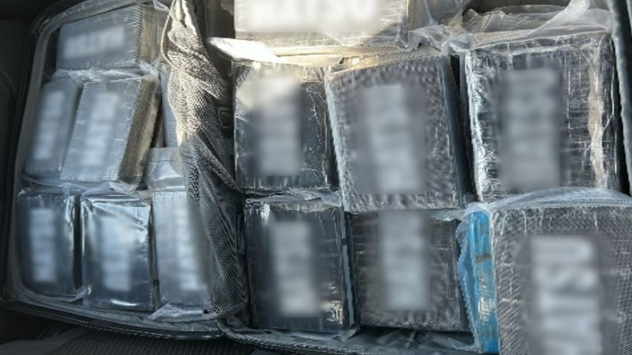 En Q.Roo, mujer intentó llevar a Francia 26 kilos de cocaína