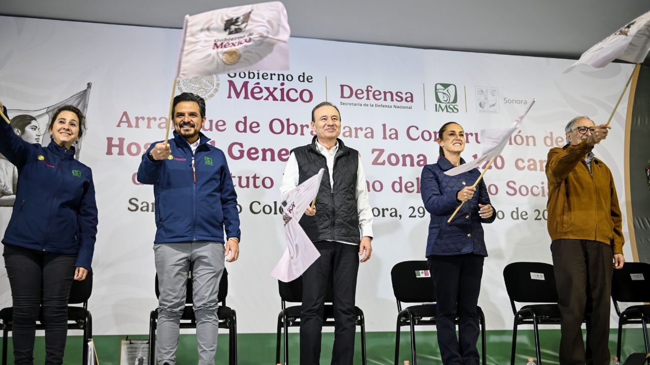 Sheinbaum anunció un programa nacional para mejorar el sistema de Salud, con a entrega de estudios de laboratorio en sus celulares.