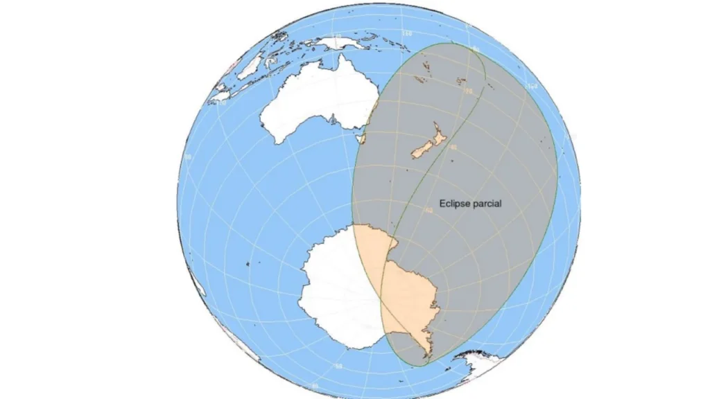 Un eclipse solar parcial ocurre cuando la Luna no cubre completamente el Sol