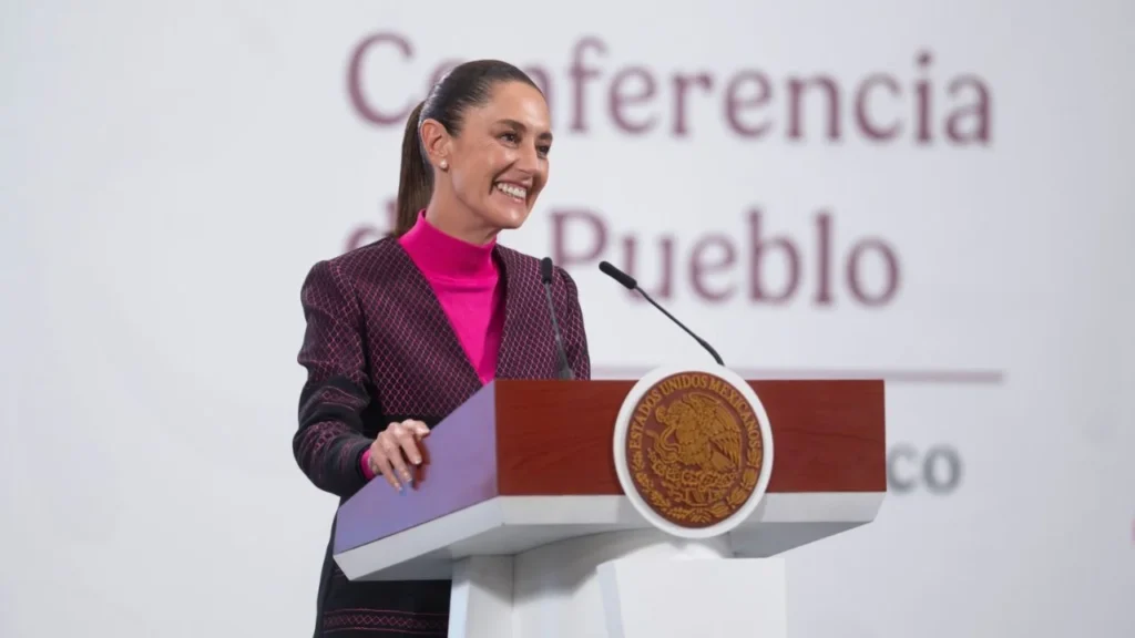 Claudia Sheinbaum durante la Mañanera del Pueblo