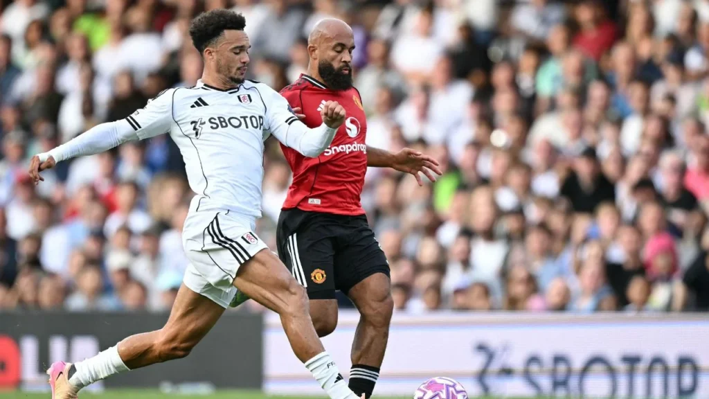 Fulham empata ante Manchester United con Raúl Jiménez