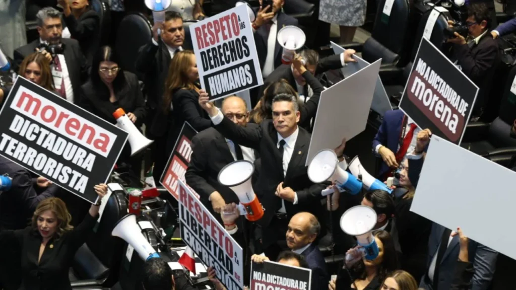 El senador plurinominal, Alejandro “Alito” Moreno, acusó al Gobierno Federal y Morena de ejercer el “terrorismo de Estado”.
