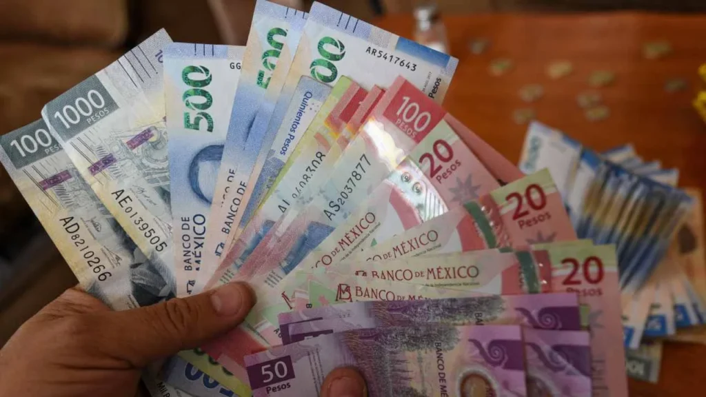El Fondo Monetario Internacional (FMI) revisó al alza el PIB de México.