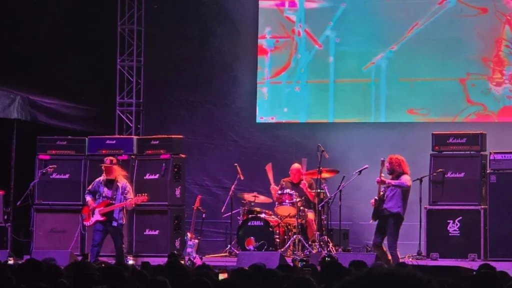 La segunda jornada del Festival Hipnosis tuvo a artistas como Crumb, Deafheaven, Austin TV y Motorama, entre otros.