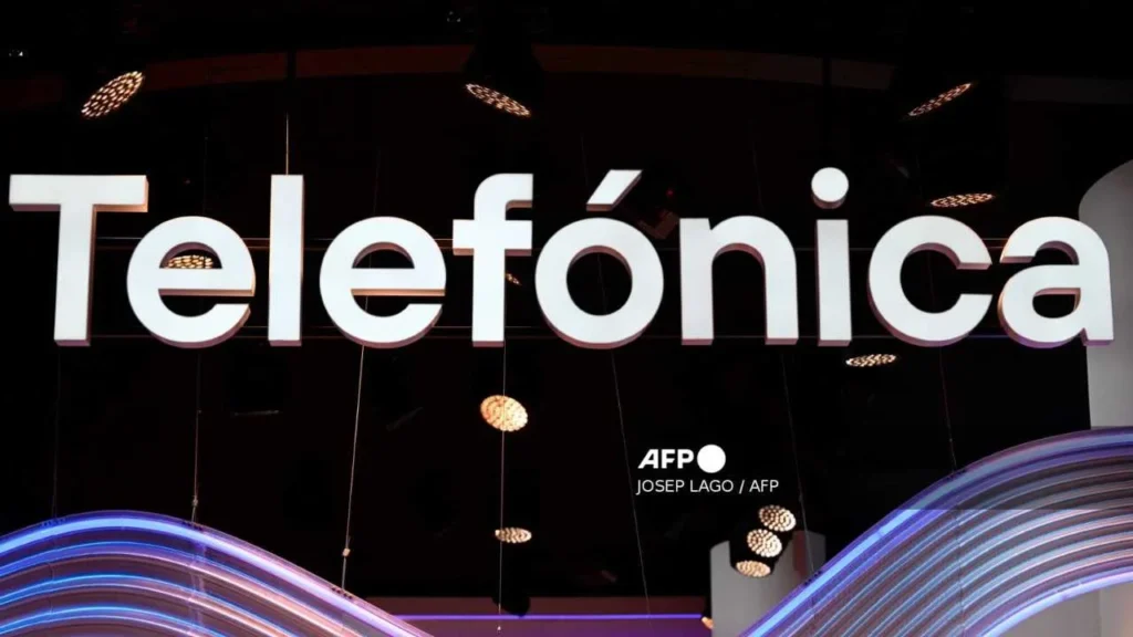 Telefónica atraviesa uno de los momentos más decisivos de su historia reciente.
