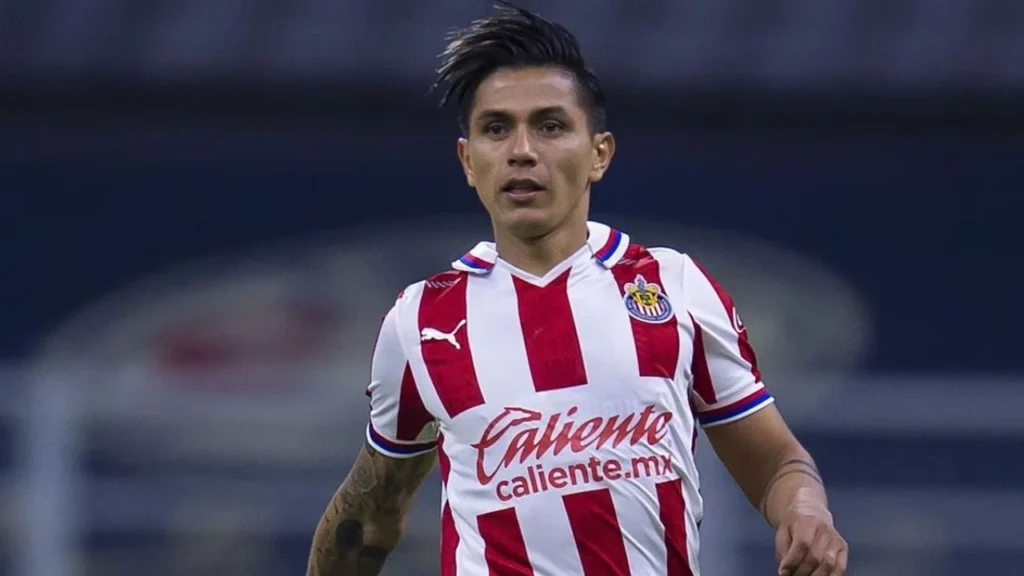 Luego de su salida de Chivas tras las acusaciones de presunto abuso sexual, un juez decidió absolver a Dieter Villalpando.
