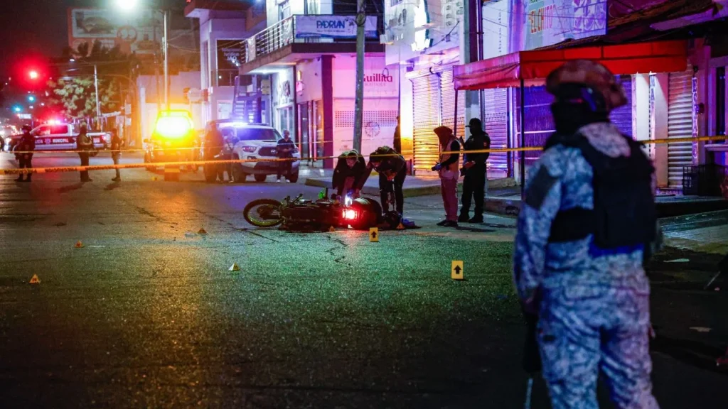 A pesar de ser Navidad, la violencia continuó azotando Sinaloa tras registrarse cinco homicidios en el estado.
