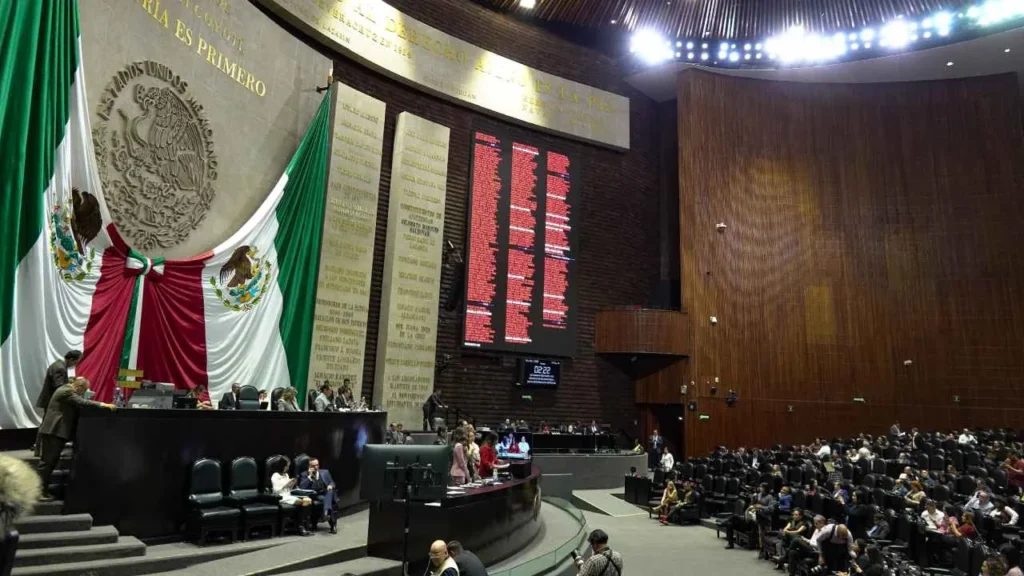 El pleno de la Cámara de Diputados avalan reforma contra el abuso sexual.