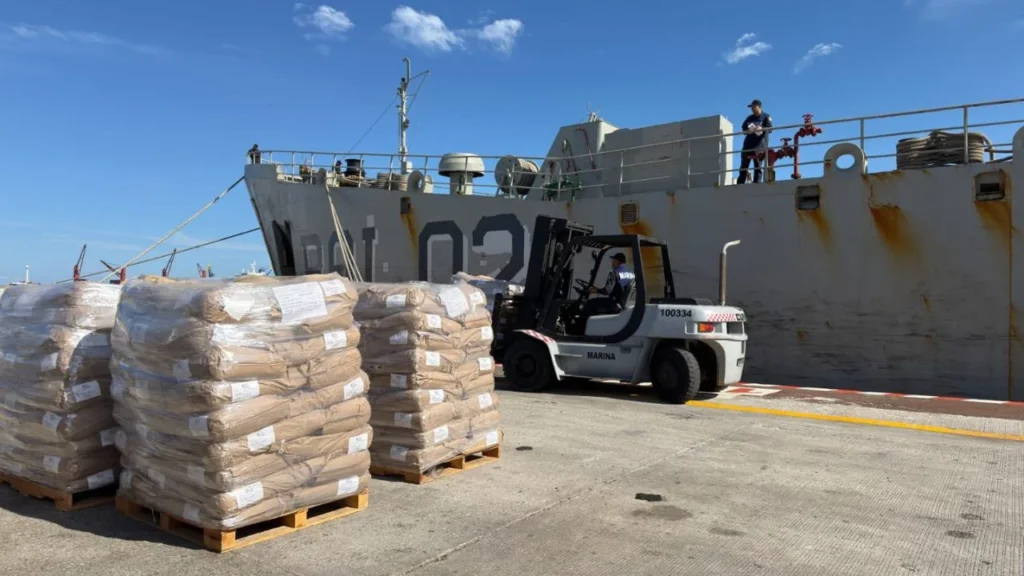 Tras haber zarpado el pasado fin de semana, finalmente llegaron a Cuba los dos buques de la Marina mexicana con ayuda humanitaria.