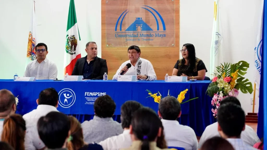 El Secretario de Educación de Campeche, Víctor Sarmiento Maldonado, inauguró el inicio de las actividades de estas jornadas.
