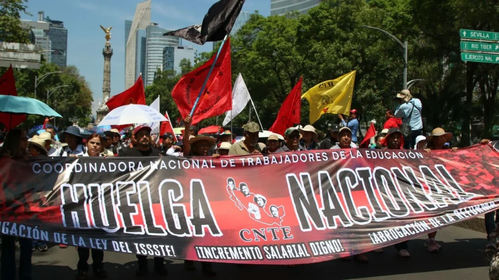 Integrantes de organizaciones sindicales, colectivos ciudadanos, activistas y grupos ciclistas participarán en diversas marchas y recorridos programados para este 2 de junio de 2026 en distintos puntos de la Ciudad de México.