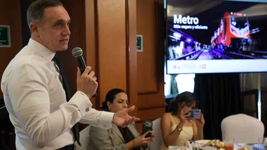 El Director General del Sistema de Transporte Colectivo Metro de la Ciudad de México, Adrián Rubalcava.