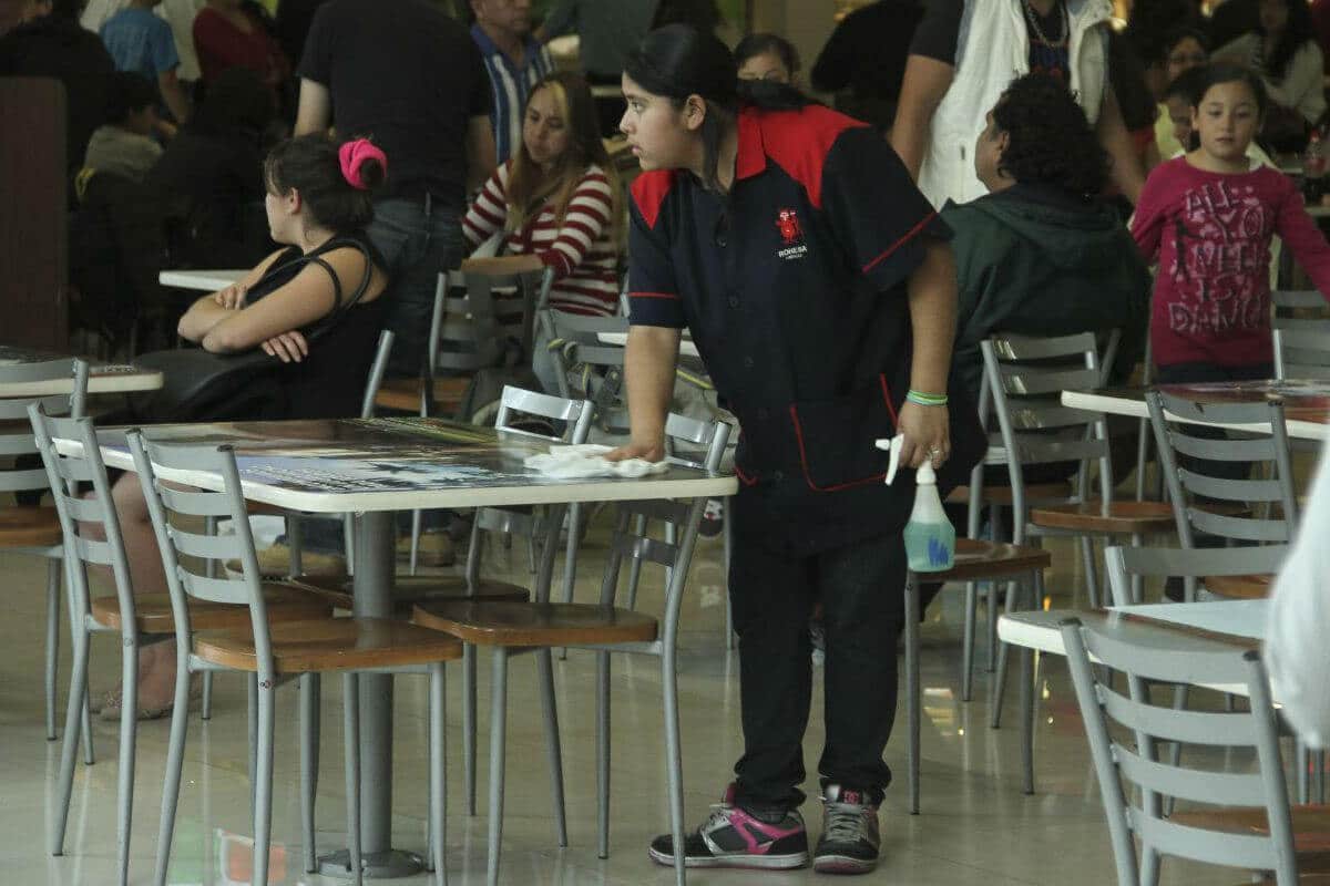 Juárez Piña aseveró que es inaceptable mantener o defender situaciones que han llevado a la precarización del trabajo