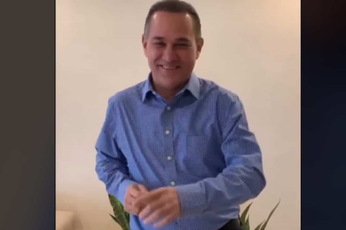 En su cuenta de TikTok, Larrazábal Bretón realizó el reto llamado #RasputinChallenge con la canción del mismo título