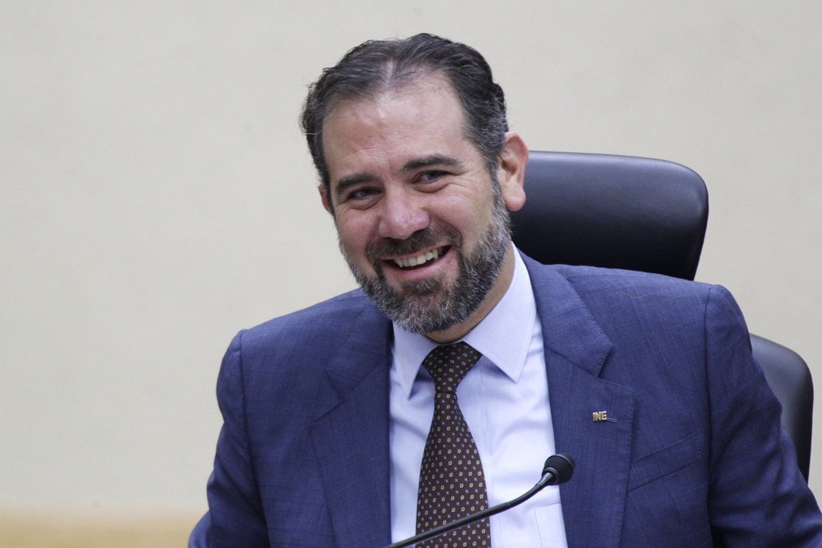 La respuesta del consejero presidente fue vía Twitter.