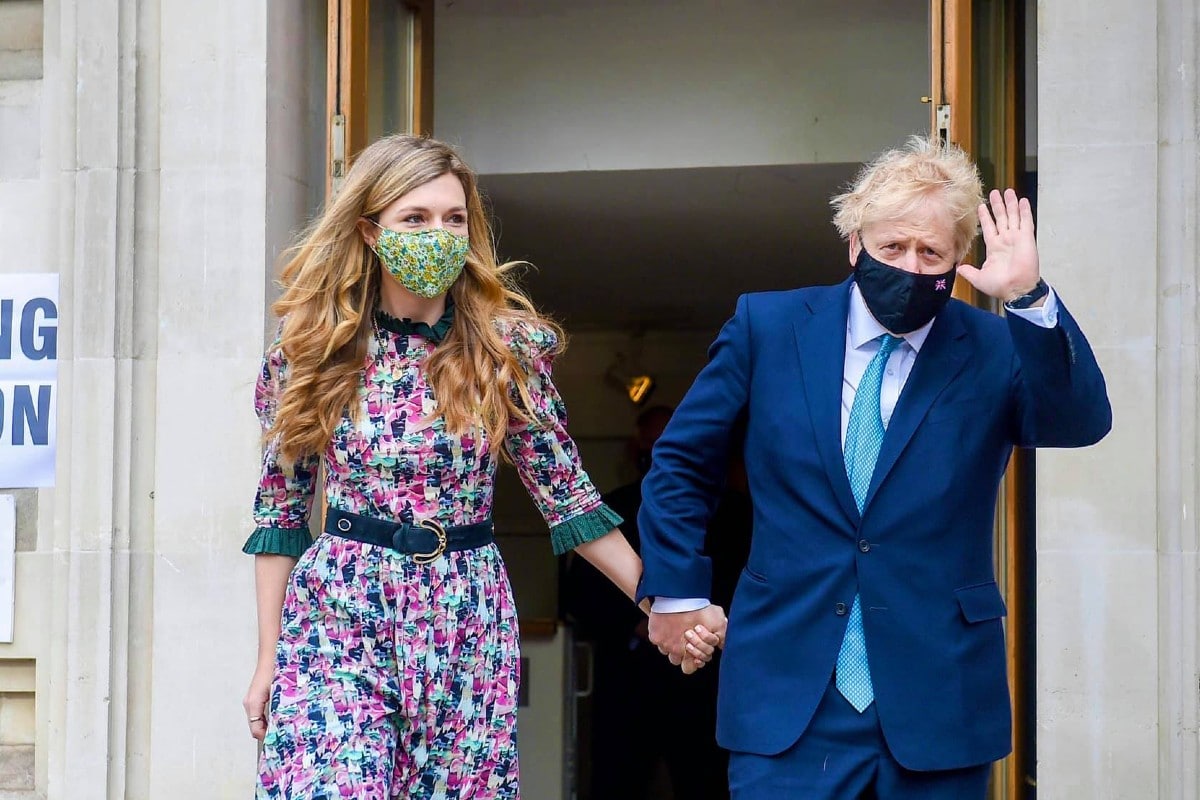 La nueva investigación se suma a una serie de escándalos que rodean al ministro Johnson.