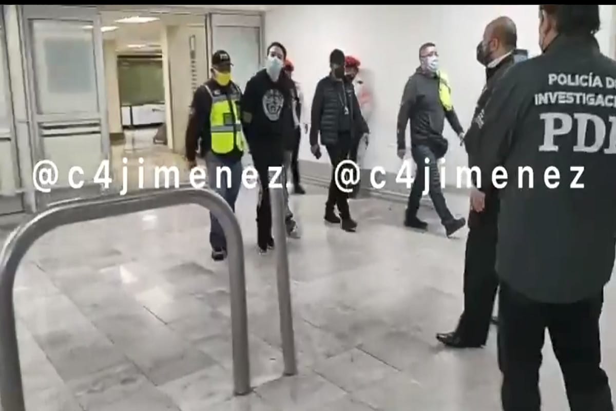 Detención de Axel N en el AICM