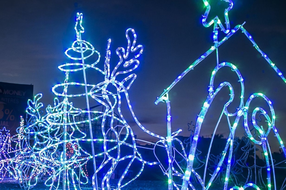Foto: Archivo. Aquí unos tips para que ahorres en la luz durante la temporada de Navidad.