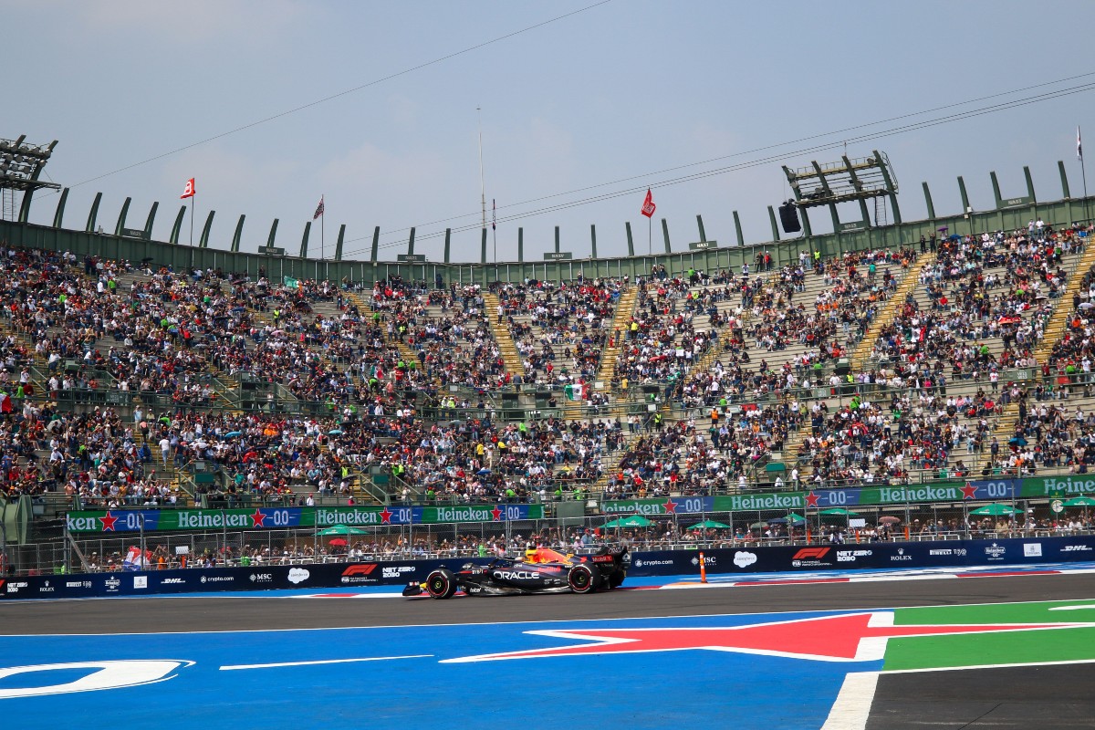 FORMULA 1