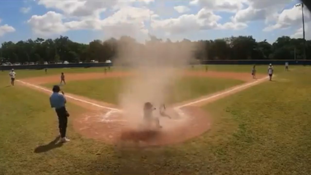 Juego de béisbol