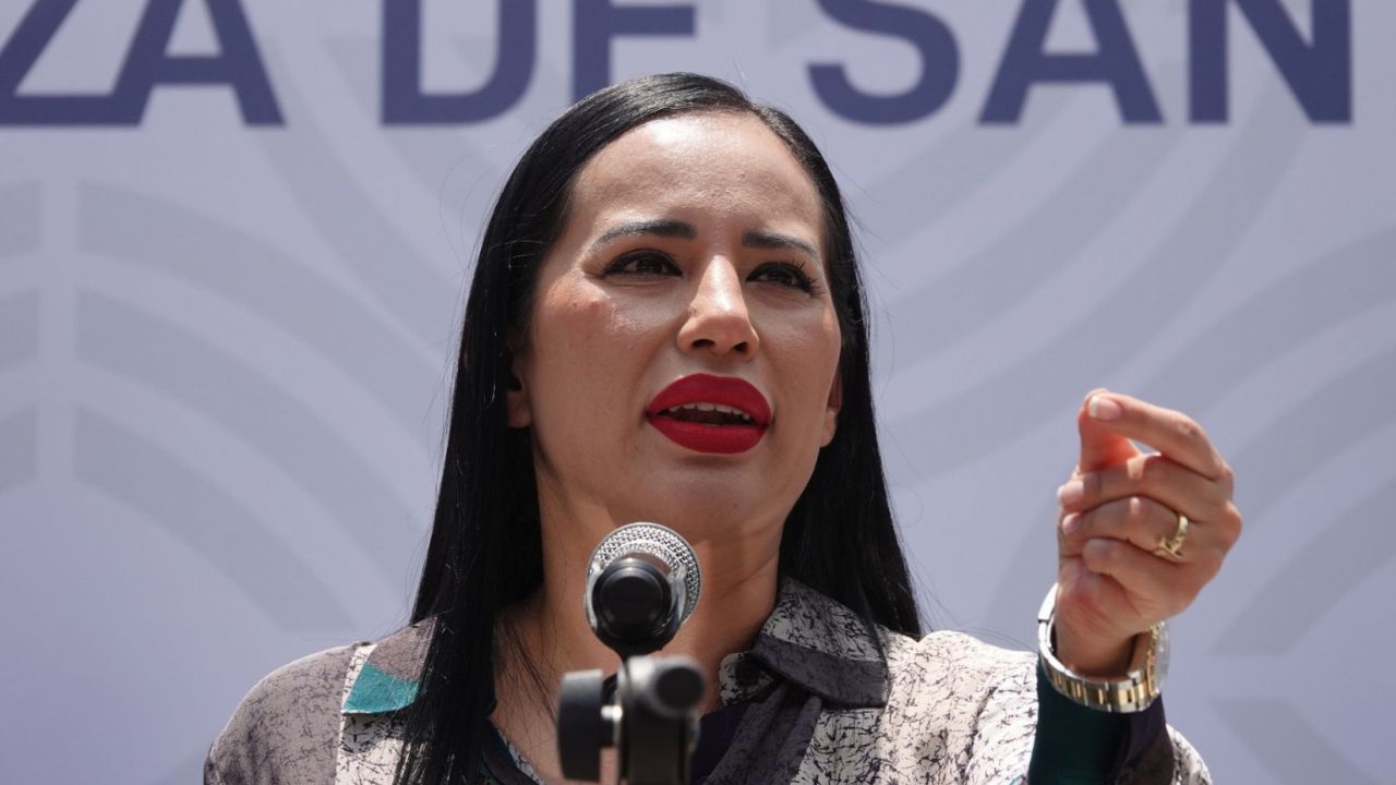 Luego de que hace casi un mes Gustavo Adolfo Infante acusó a la alcaldesa de la Cuauhtémoc, Sandra Cuevas, de deberle dinero, en está ocasión el periodista reveló detalles de dicha deuda.