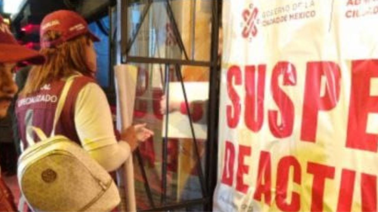Clausuran bar "La República" donde acudió el empresario Iñigo Saiz.