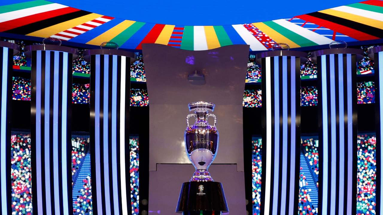 Este sábado 2 de diciembre se llevó a cabo el sorteo para definir los grupos de la próxima Eurocopa 2024 y aquí te contamos cómo quedaron