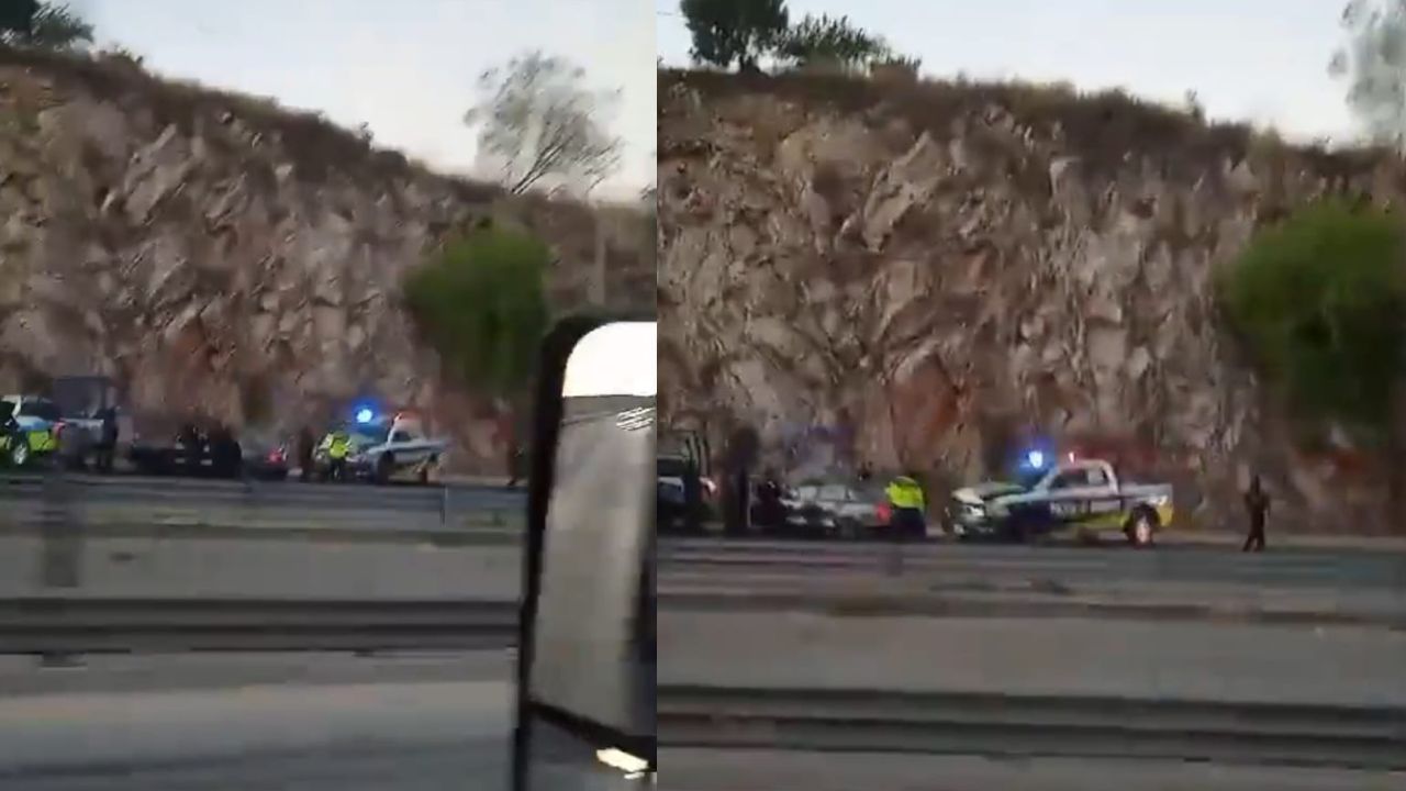 Posibles restos humanos se encontraban dentro y fuera de un vehículo sobre esta vialidad, con sentido al municipio conurbado de Amozoc.