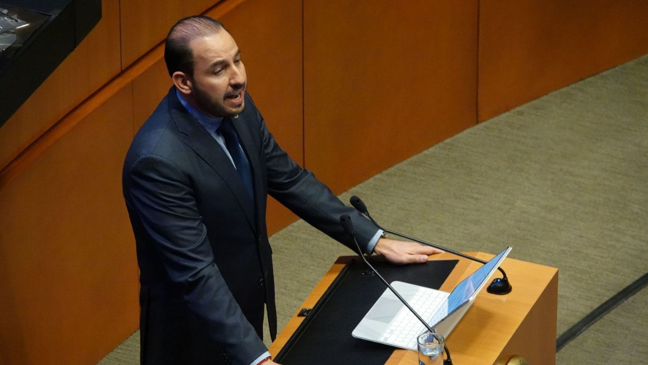 Acusa Marko Cortés que Morena “se quiere gastar” los ahorros de trabajadores