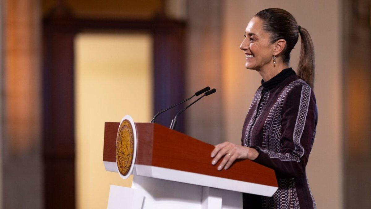 La presidenta Claudia Sheinbaum en conferencia de prensa Mañanera del pueblo