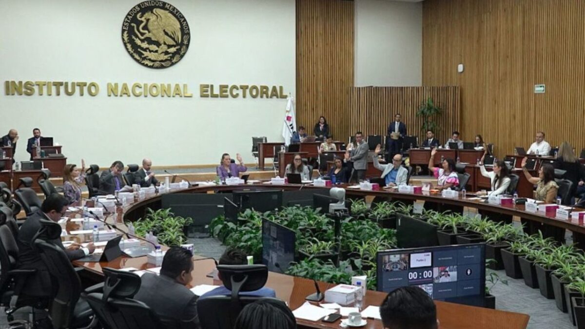 Acuerda INE apoyar a 17 entidades en elecciones locales de juzgadores