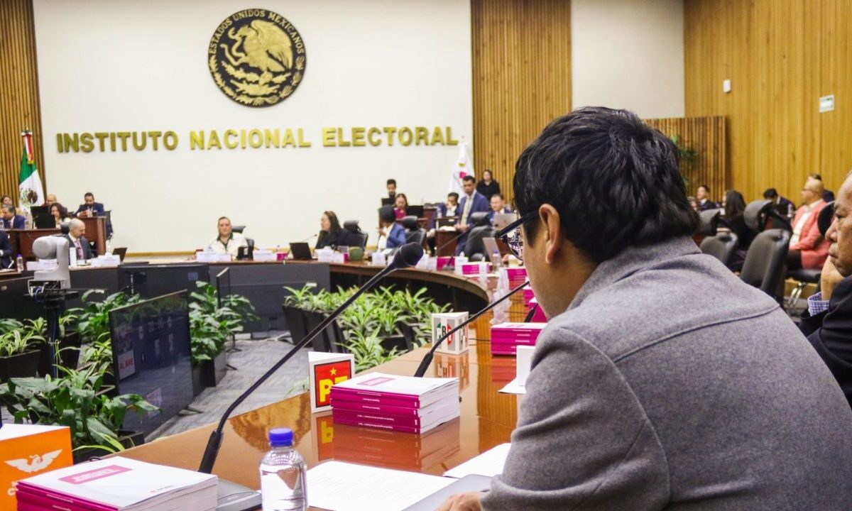 INE ajusta el tope de gastos de campaña a 1.4 mdp para ministros