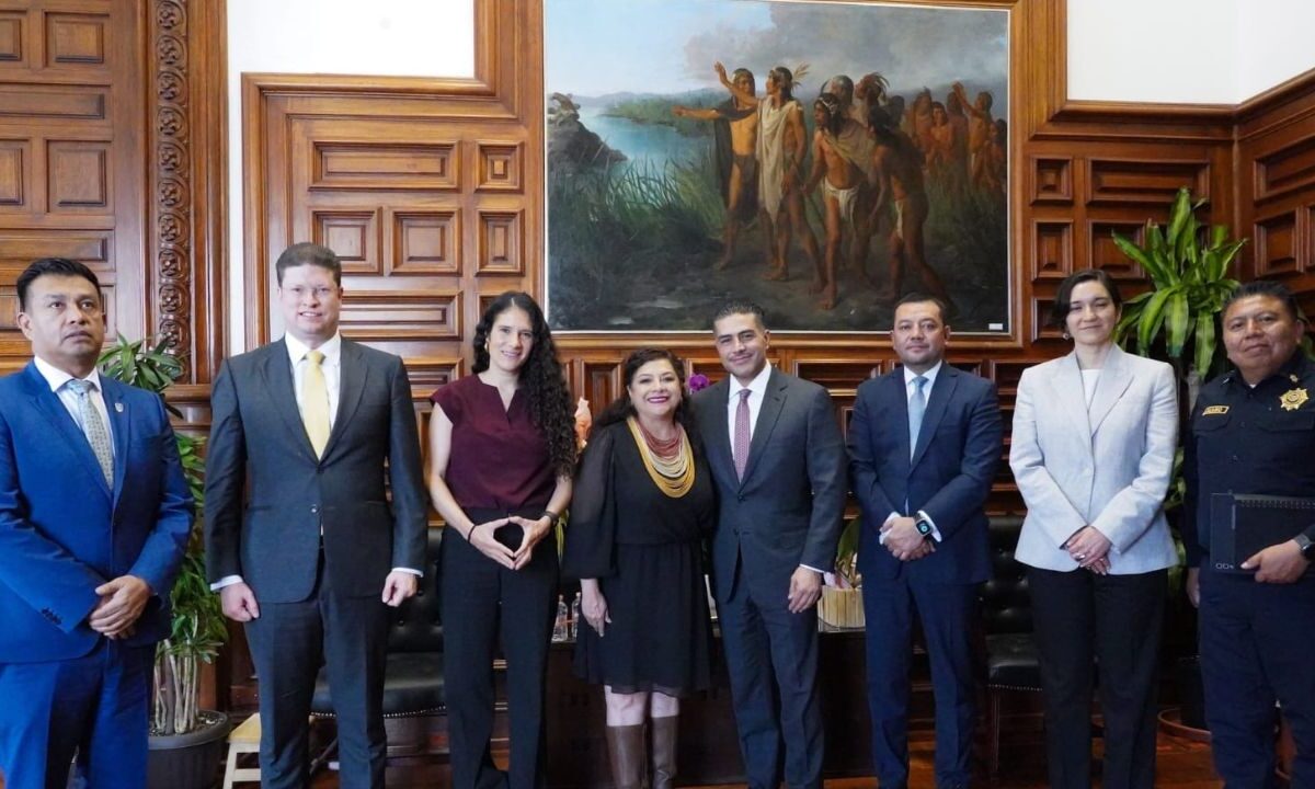 Clara Brugada, se reunió con Omar García Harfuch para abordar diferentes temas, entre ellos la ruta a seguir de cara al Mundial 2026.