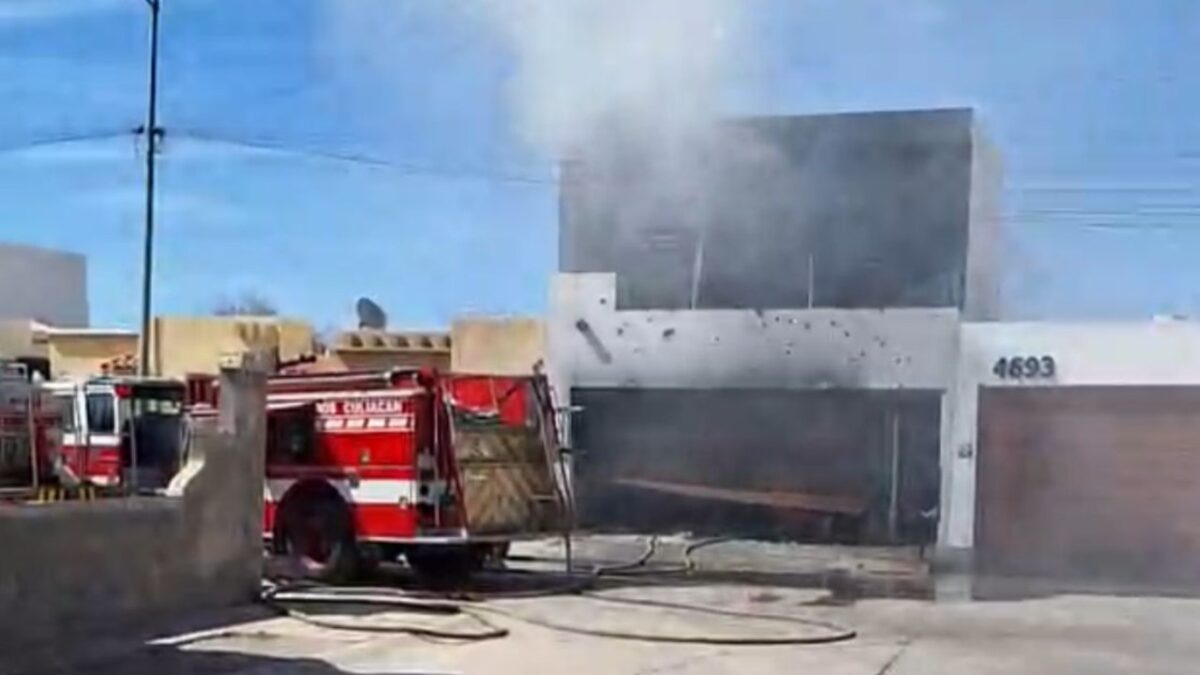 En el municipio de Culiacán se registran enfrentamientos entre diferentes grupos criminales, así como casas baleadas e incendiadas.