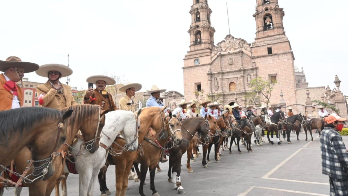 Miles de personas participaron en la Gran Marcha por la Libertad en Aguascalientes.