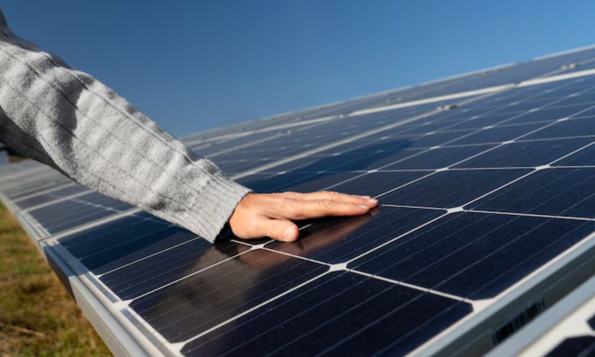 Descubre cómo puedes obtener panales solares gratis para reducir los gastos por consumo de energía eléctrica con el programa "Sol del Norte".