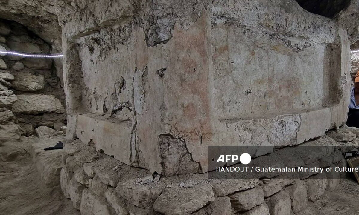 Encuentran un altar teotihuacano en una ciudad maya
