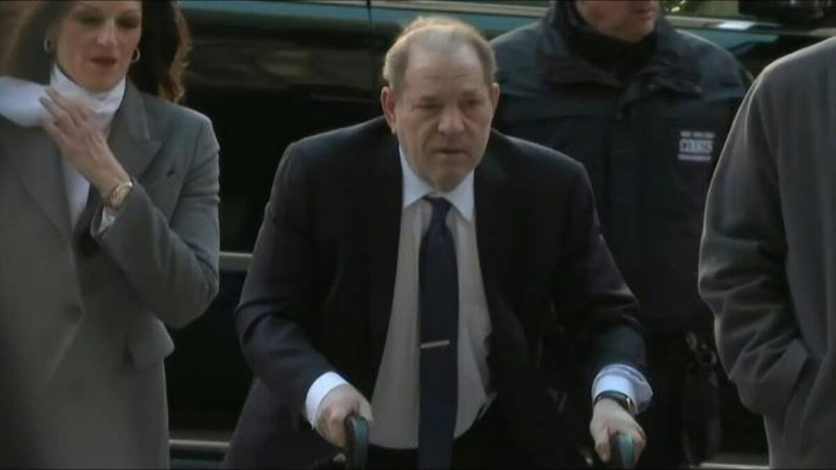 La exactriz y estilista Jessica Mann, declaró en el juicio por violación que enfrenta Harvey Weinstein en Nueva York.