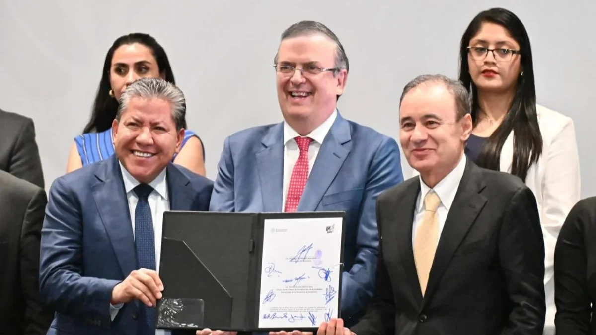 Alfonso Durazo participó en la firma de convenio para la creación del Comité Educativo de Minería México 2025, como parte del Plan Sonora.