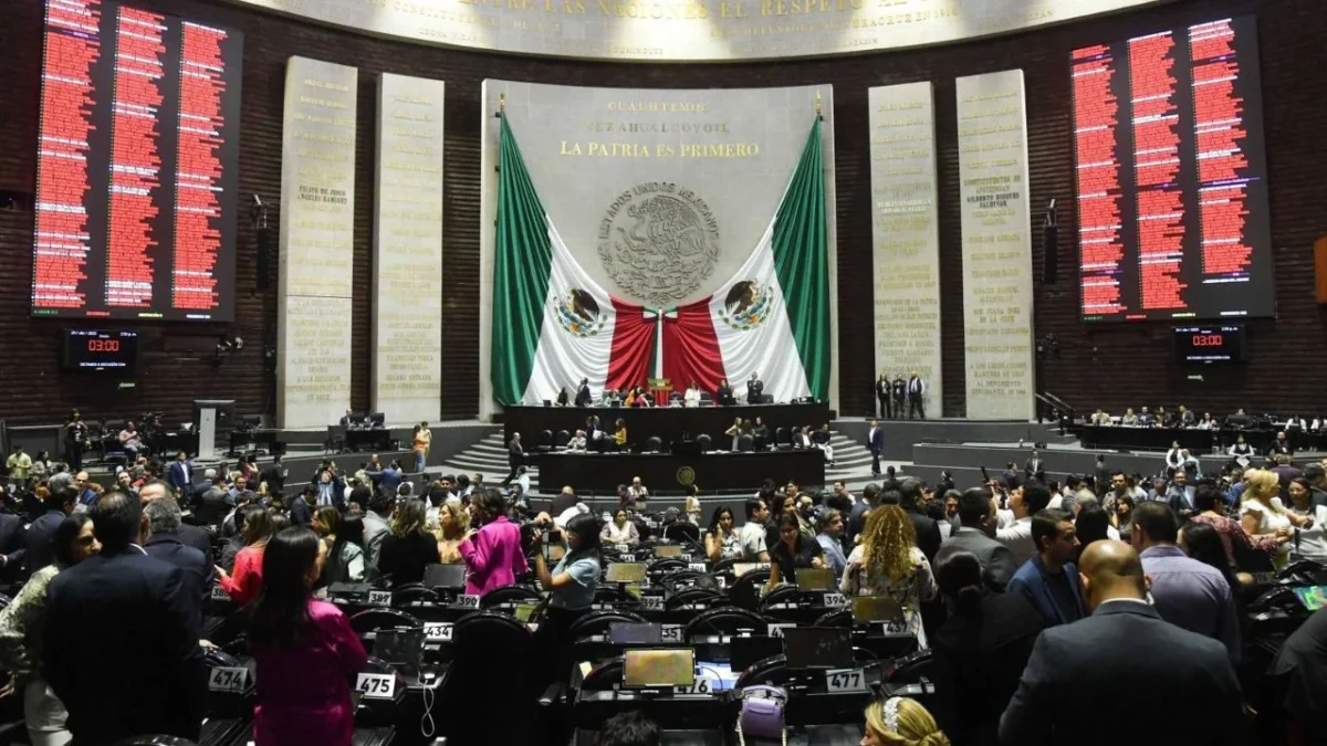 En la Cámara de Diputados aprueban transferir funciones de Coneval a Inegi.