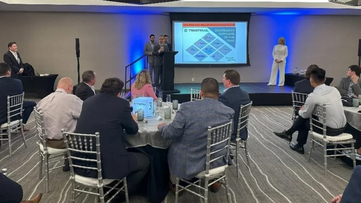 Ferromex recibe premio de Trinity por excelencia