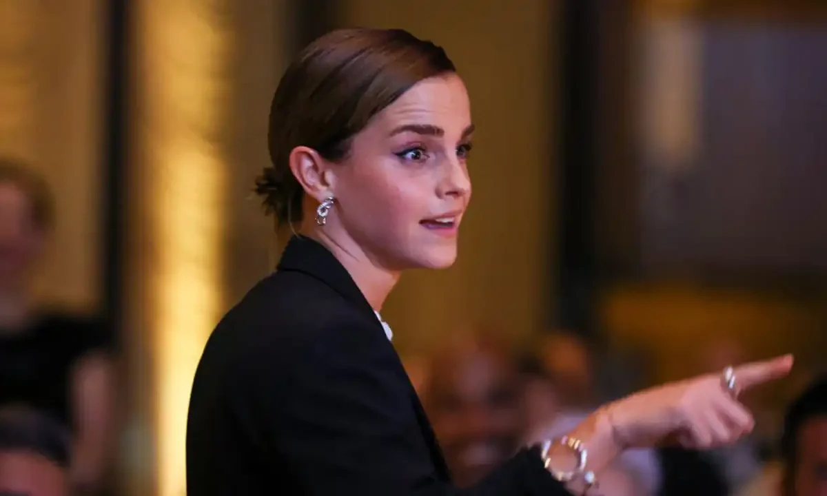Emma Watson perderá su permiso de conducir durante seis meses