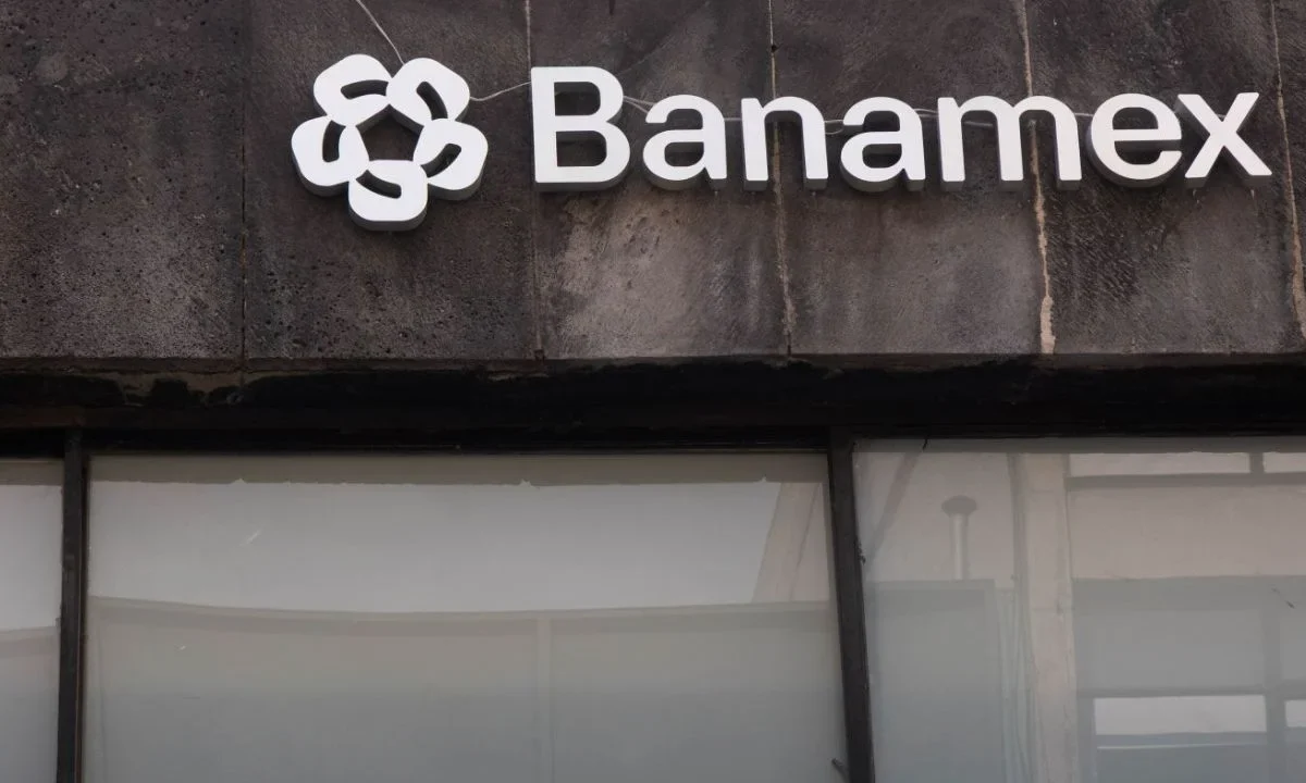 Banamex y BlackRock alcanzan un millón y medio de contratos