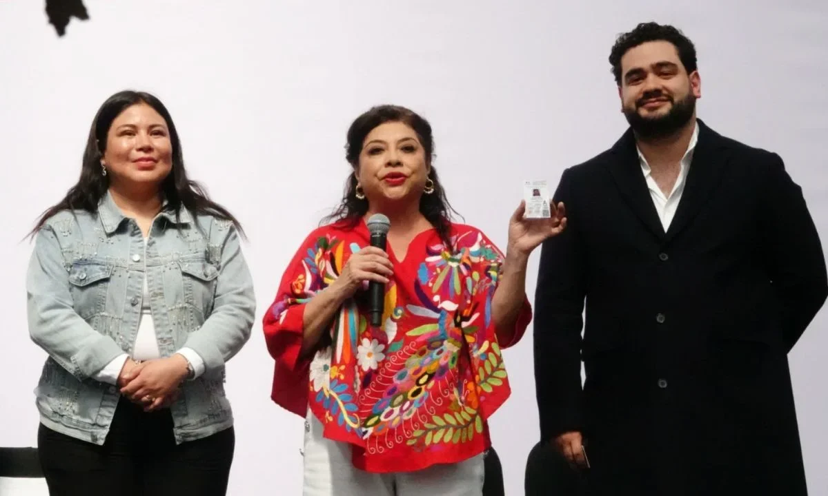 Clara Brugada informó que a la fecha se han expedido más de 911 mil Licencias de Conducir Permanentes en la CDMX.