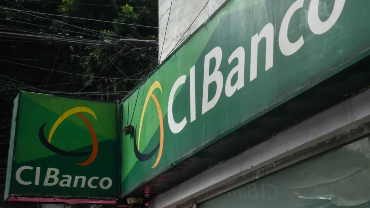 La Comisión Nacional Bancaria y de Valores (CNBV) aplicó 53 multas a Intercam, CIBanco y Vector, señaladas por lavado de dinero por EU.