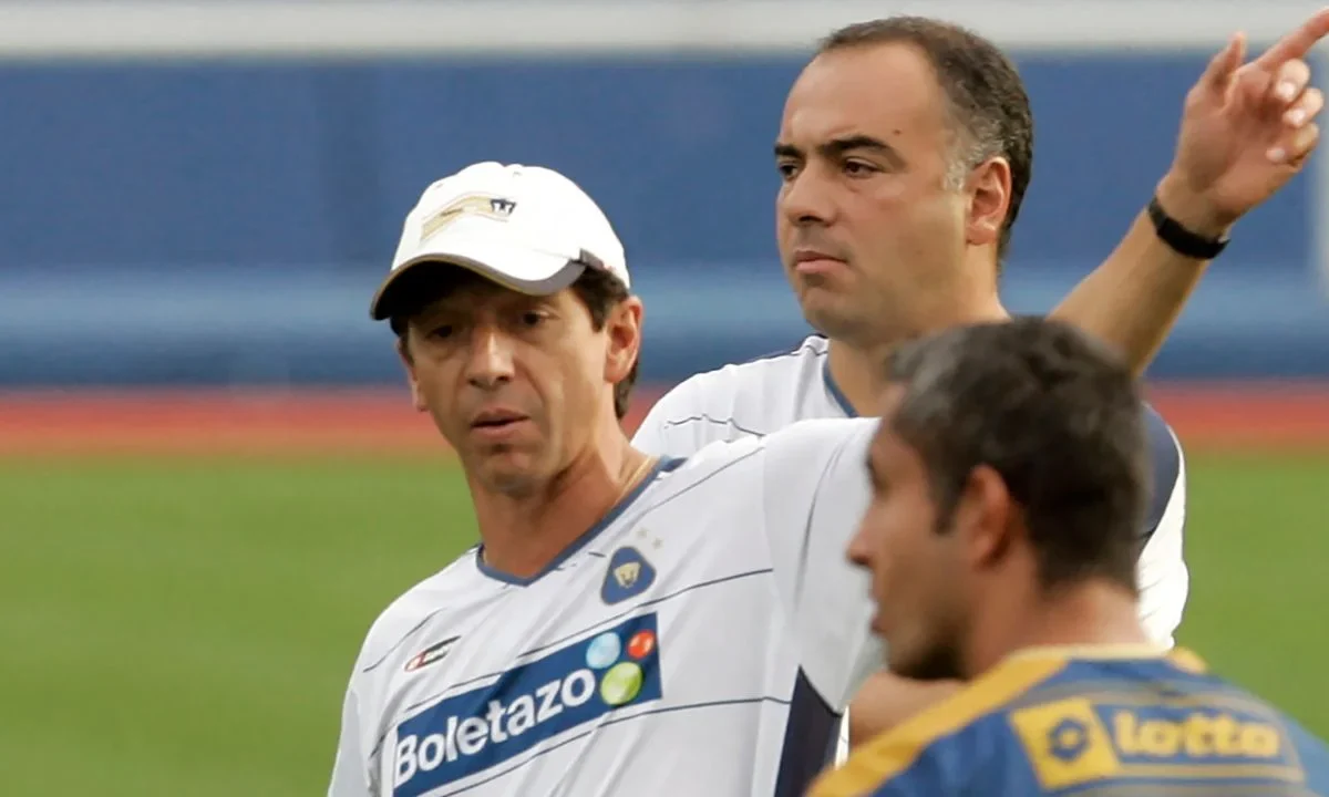 Con poco más de un año en la institución, el juvenil Parra fue colocado como portero titular para el inicio de este torneo, con solo 18 partidos jugados en categorías inferiores con Pumas
