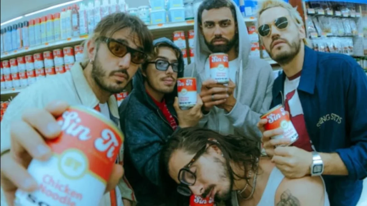 Con cada nuevo lanzamiento, la banda demuestra que es una de las más sólidas, versátiles y visionarias de la música latina.