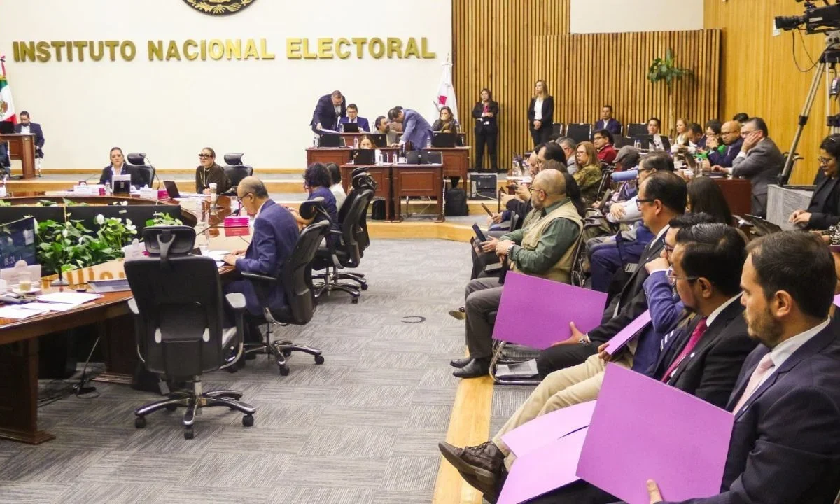 INE aprueba solicitar 25 mil 948 mdp para 2026
